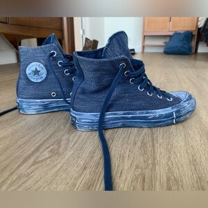 Blue jean/denim high top converse